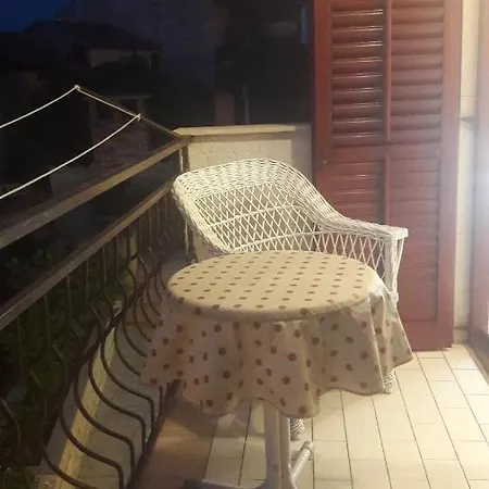 Maria *